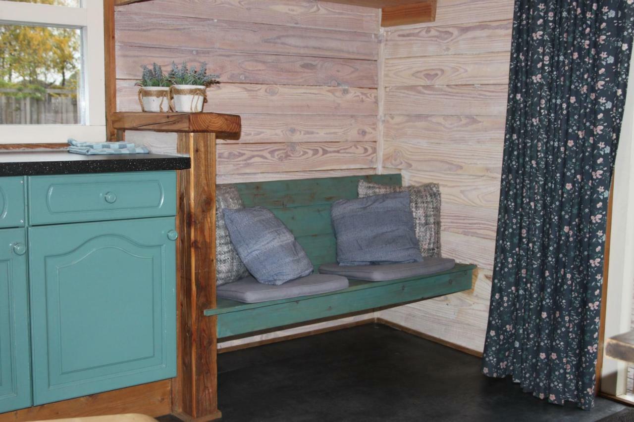 Chalet - Camping 'T Dekske Wintelre Exterior foto